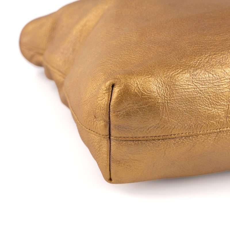 Prada Cervo Antik Tote Ouro
