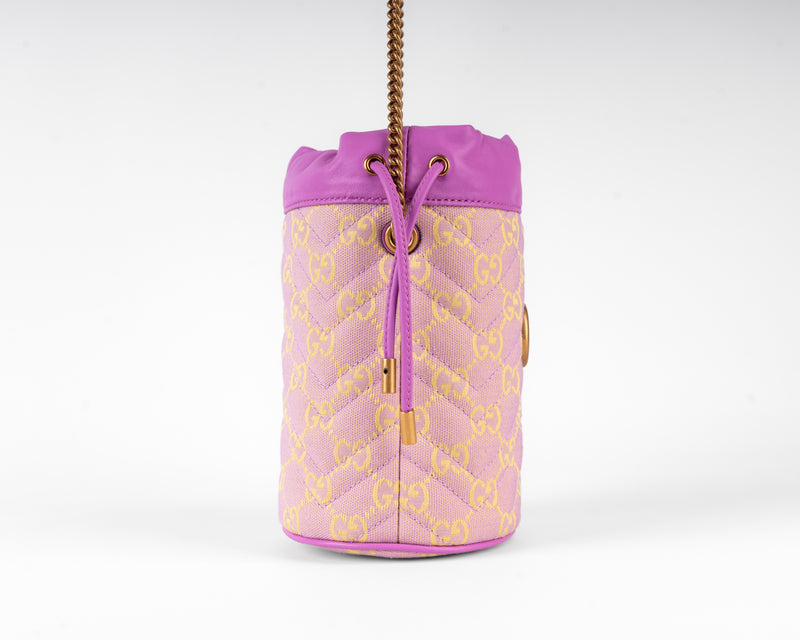 Gucci GG Marmont Matelassé Mini Bucket