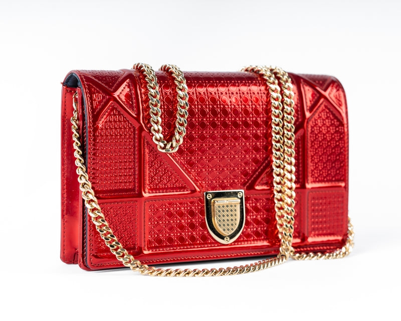 Christian Dior Diorama Wallet on Chain (Metallic Red)